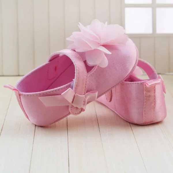Большой Шелковый детская обувь в цветочек для малышей, для маленьких девочек, для ребенка преддошкольного возраста Velco с пуховной внутренной частью хлопковые туфли без застежки; прогулочная обувь