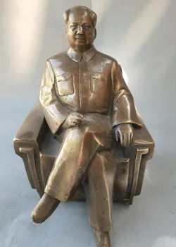 

Chinese Old brass Handmade Carved Mao zedong Sit on the sofa Statue