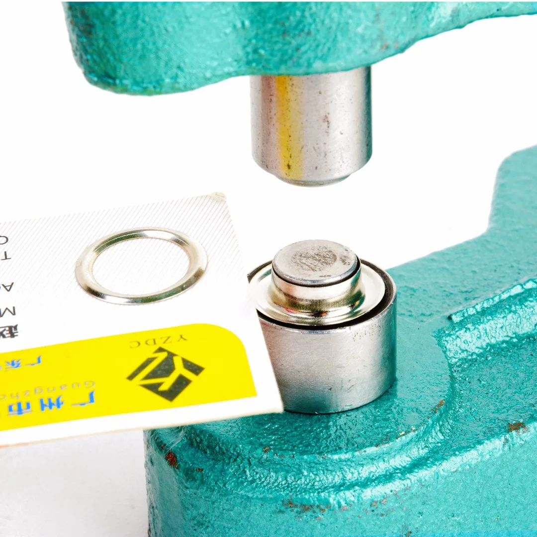 Professional Grommets Machine with 3 Dies And 1500pcs Grommets 6/10/12mm Hand Press Grommet Eyelet Machine Kit Eyelets