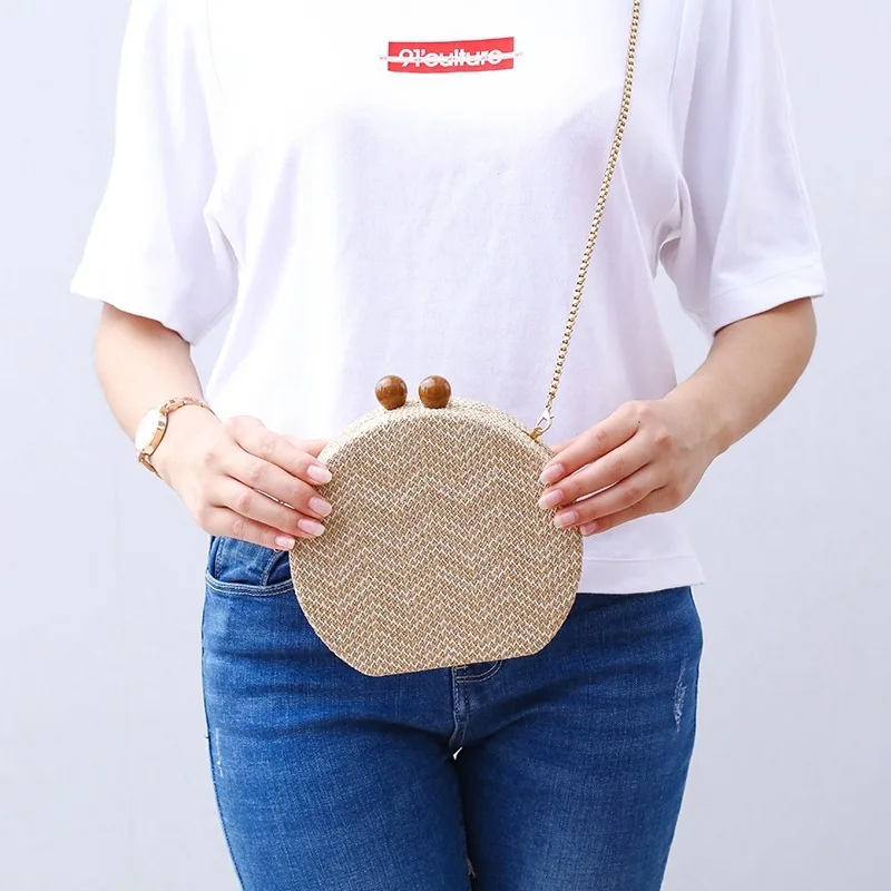 

Round Weave Handbag Banquet Clutch Woman Crossbody Bags For Women Circular Strip Shoulder Bags Resin Strap Wood Handle 2019 New
