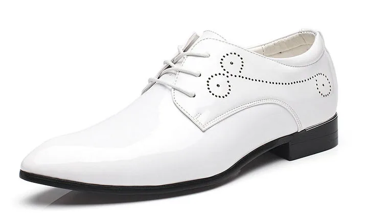 Роскошные Мужские модельные туфли с острым носком размера плюс 38-48; Модные мужские свадебные туфли оксфорды из лакированной кожи; Delocrd - Цвет: White
