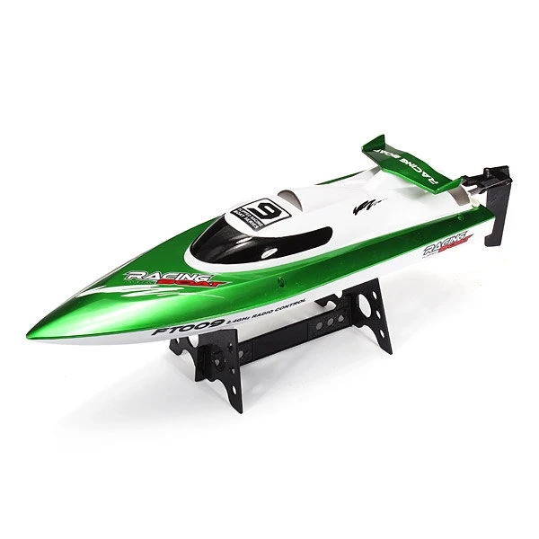 Freeshipping_Feilun_FT009_2.4G_4CH_RC_Racing_Boat_With_Water_Cooling_System_Self-righting_30kmh_High_Speed_360_Degree_Flips_remote_control_boats_for_kid_toys-5