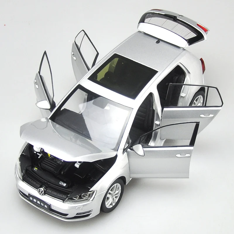 1:18 Golf 7 литая под давлением металлическая модель автомобиля игрушка для детей подарки на день рождения Коллекция игрушек оригинальная коробка