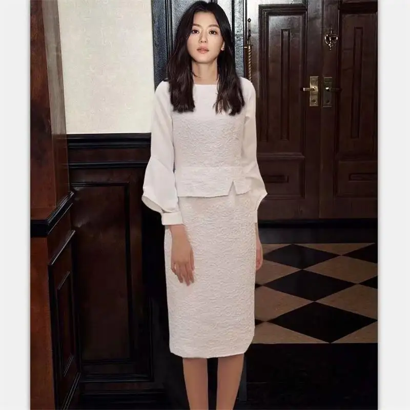 

Women Runway Dress 2019 High Quality O-neck Flare Sleeve Jacquard Elegant Work Dress Ladies Pencil Dresses White NP0124C