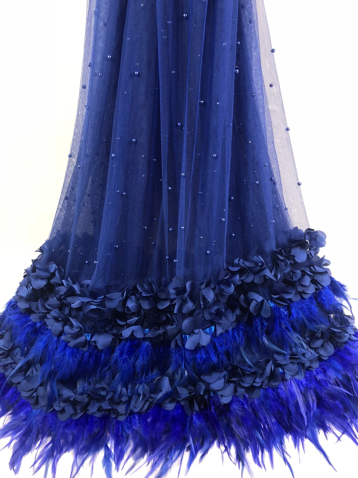 

2019 Newest Arrival Beautiful French 3D Beaded Lace Fabric Fashion Bright African Nigerian Lace Fabric for Party Dress ZA36