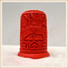 Китайский Винтаж ручной работы 7.5*4.5 см лак Вырезка пион Держатель Для Зубочисток и пепельница