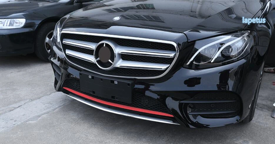 Lapetus Накладка для отделки переднего бампера Mercedes Benz E Class W213 (спортивная модель) 2016