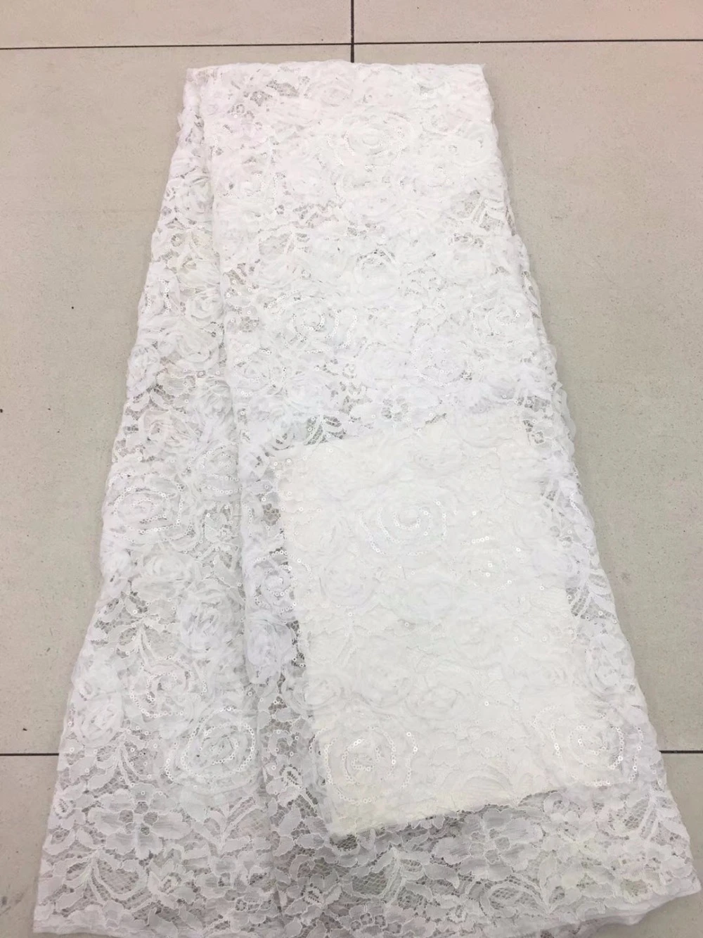 

New Arrival African Appliqued Tulle Lace Fabric Wholesale African Party Laces 2018 Popular 3D Lace Fabrics With sequins