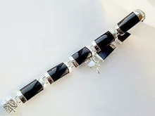 

Women Gift word Love shipping Black stone White Plated Link Fortune Clasp Bracelet wholesale Wedding Girl MEN Quar