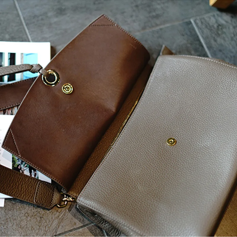 AETOO New port Wind retro head soft cowhide handbag, wide shoulder with commuter flip-shoulder oblique strap female bag