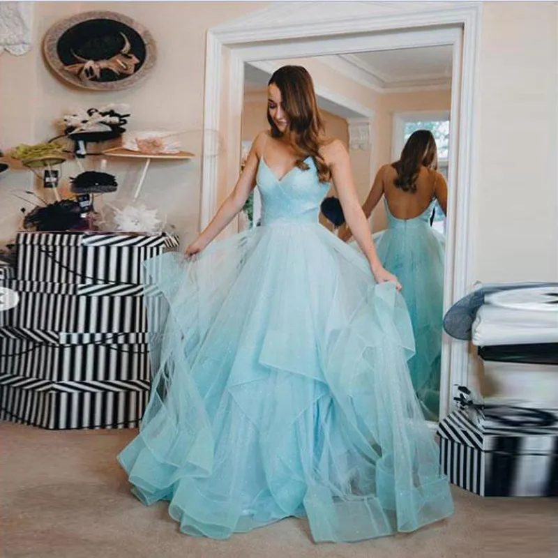 

Pretty Sky Blue Evening Formal Dresses 2019 Sexy Spaghetti Strap V Neck Ruffle Tulle Evening Gown Open Back Prom Robe De Soiree