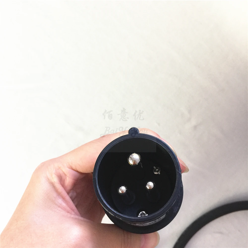 Big Power Cable 06