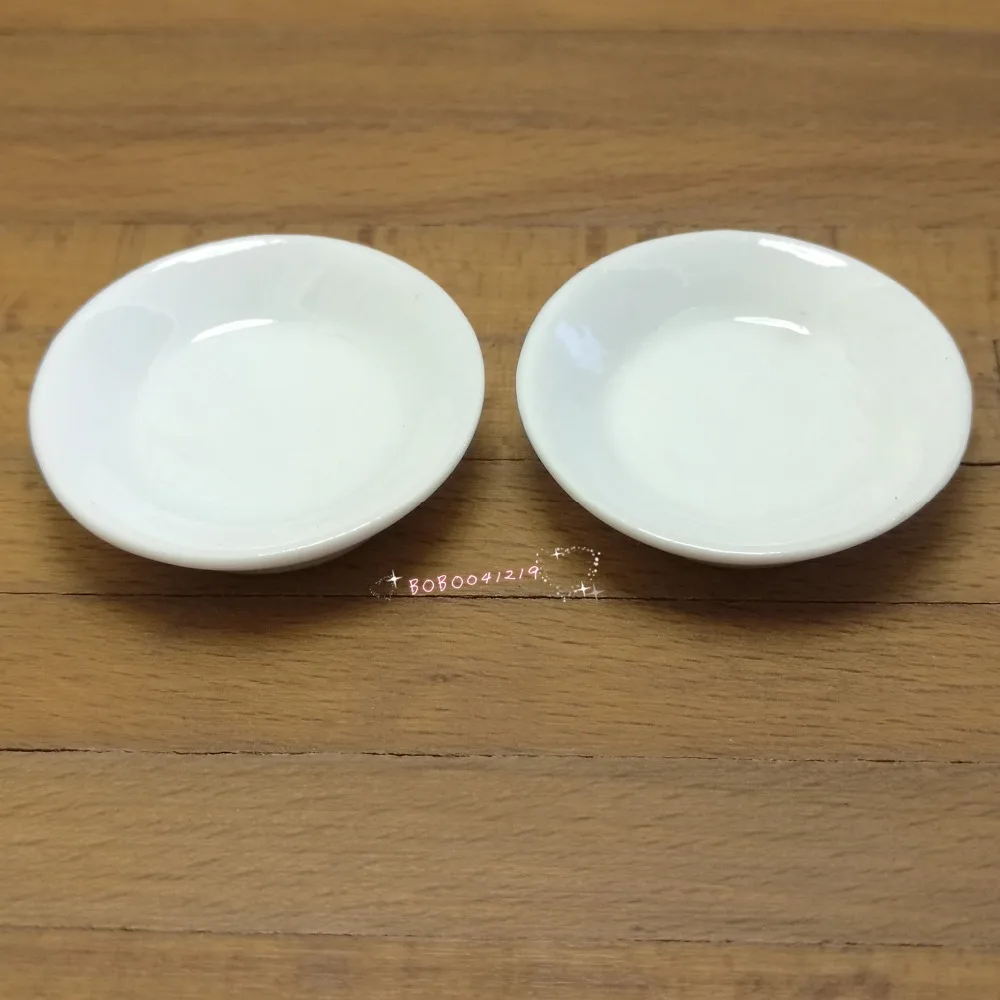 

Dollhouse Miniature Toy Kitchen 2 Pieces Of Porcelaine White Plates L3cm SPO700