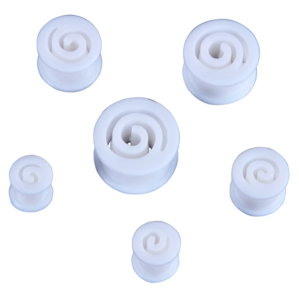 4713783763_508197384