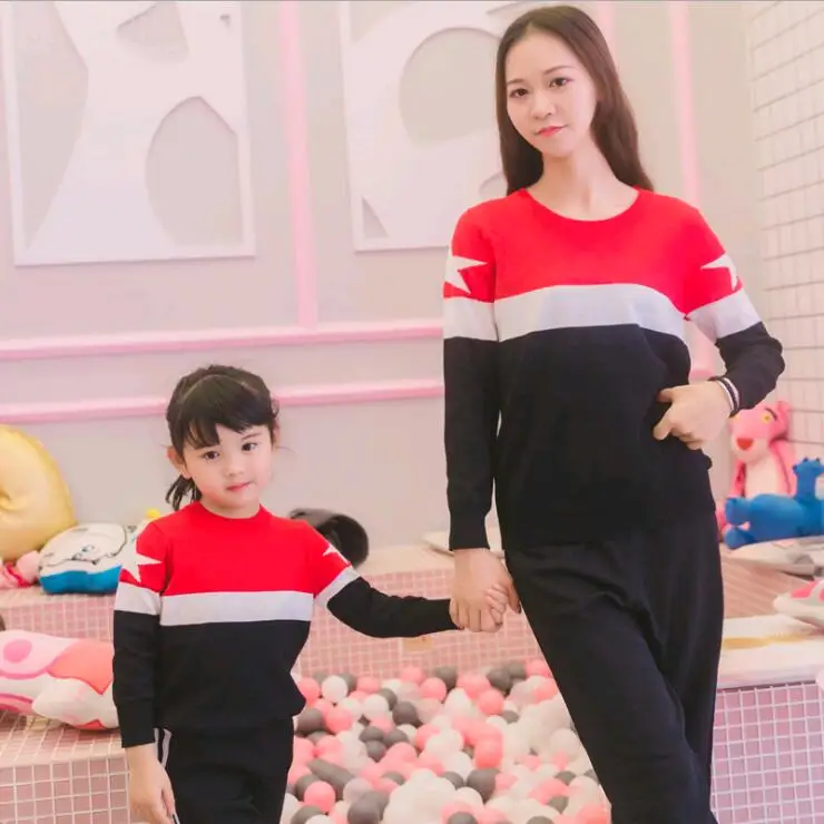 

2018 Family Set Stripe & Star Sweaters Mather and Daughter/Son Matching Sweaters Clothes Family Sweaters Parent-Child Clothes TD