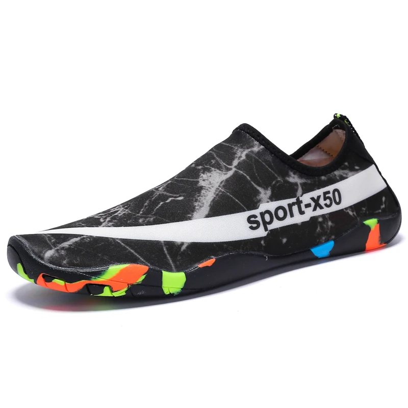 

HoYeeLin Summer Water Shoes Women Men's Outdoor Slip On Quick Drying Beach Aqua Flats Barefoot Shoes Swimming Fitness Shoes