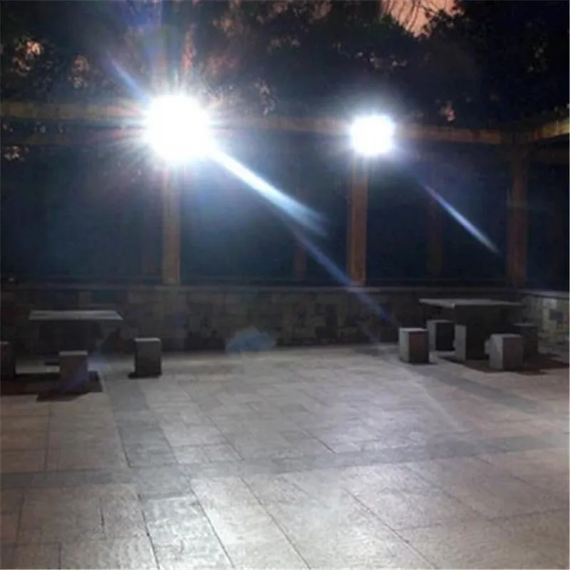Sensor de Luz Conduziu a Lâmpada de Inundação Interior e Exterior Noite Solar Jardim Holofotes 12 w 8 Lâmpadas solares