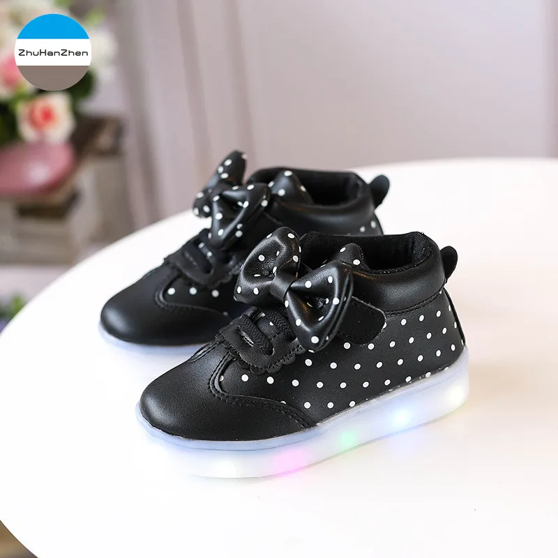 Светодиодный светящийся бант для маленьких девочек сапоги симпатичная обувь с принцессой светящиеся Детские кроссовки модная детская повседневная обувь для младенцев - Цвет: 2