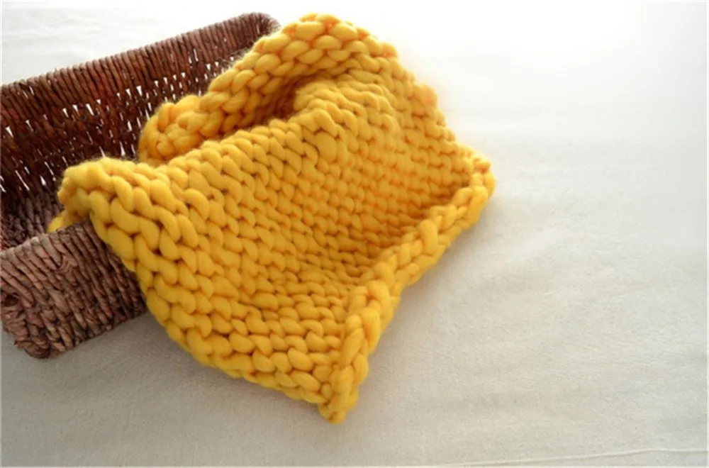Baby-Knitted-Crochet-Blanket-Soft-Blankets-Mat-Newborn-Infant-Swaddle-Wrap-Baby-Boys-Girls-Photography-Props.jpg_640x640 (1)