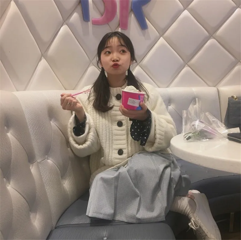 x4