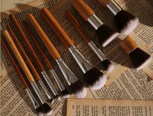 

11 pcs Professional Make Up Tools Pincel Maquiagem bamboo Handle Makeup Cosmetic Eyeshadow Foundation Concealer Brush Set Kit