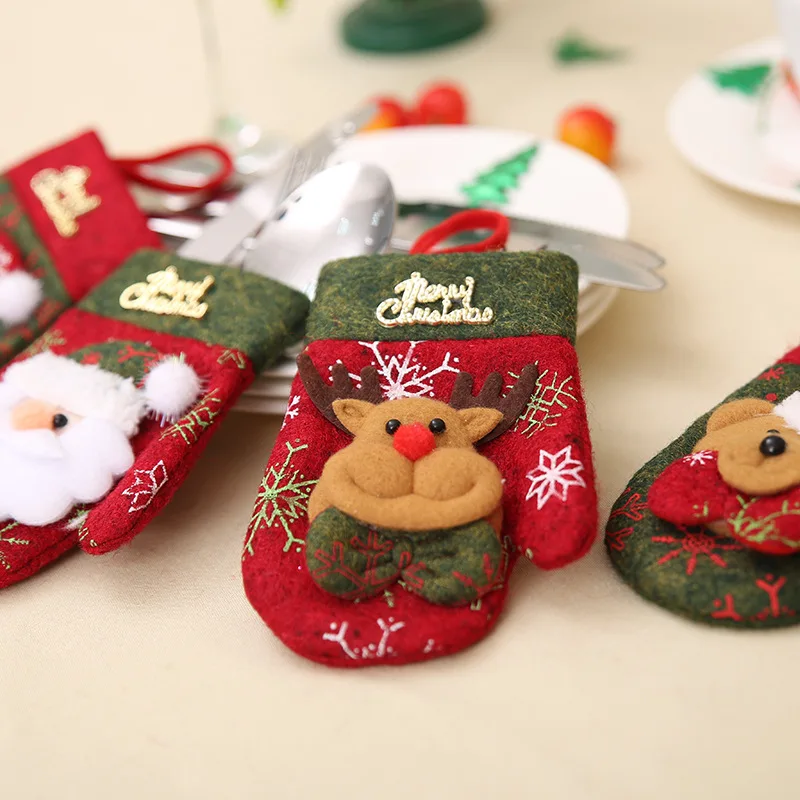 4Pcs/Lot Table Dinner Decor Cute Cutlery Suit Knifes Folks Bag Holder Pockets Xmas New Year Decor Christmas Decorations For Home christmas decorations