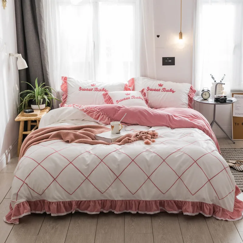 Best 4 6pcs soft cashmere Bedding Set king queen twin size girls Duvet Cover and Pillowcases Princess style Bed Linen