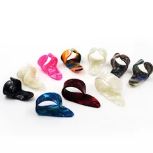 1pc Wholesale Top Quality M Size Right Hand Thumb Guitar Picks Giutar Plectrum Celluloid Guitar Parts & Accessories