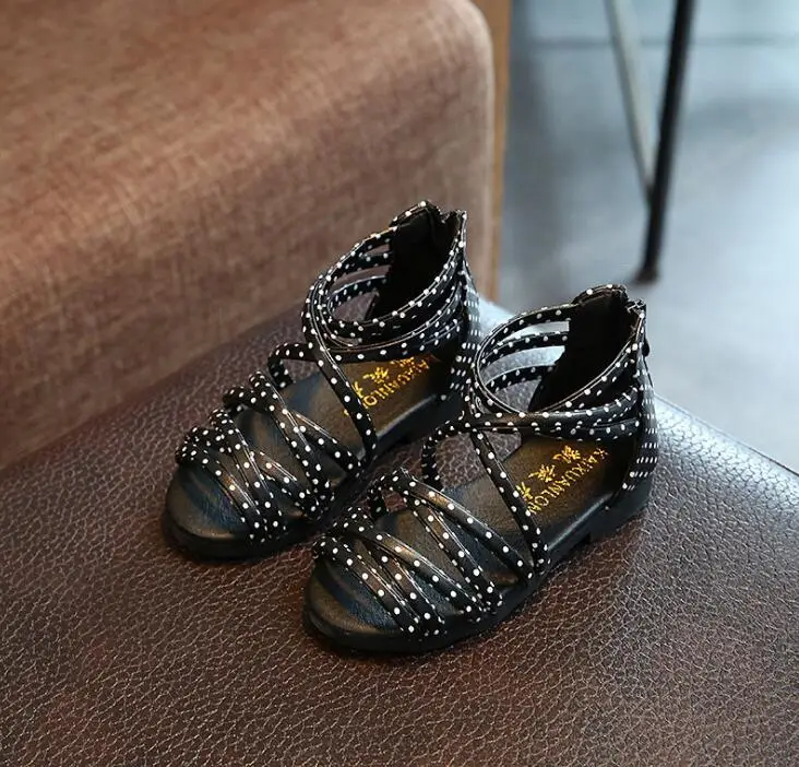 Г. Новая летняя детская обувь с волнистыми точками корейские детские сандалии для девочек ажурная вязаная обувь в римском стиле с цветами модная обувь принцессы - Цвет: Черный