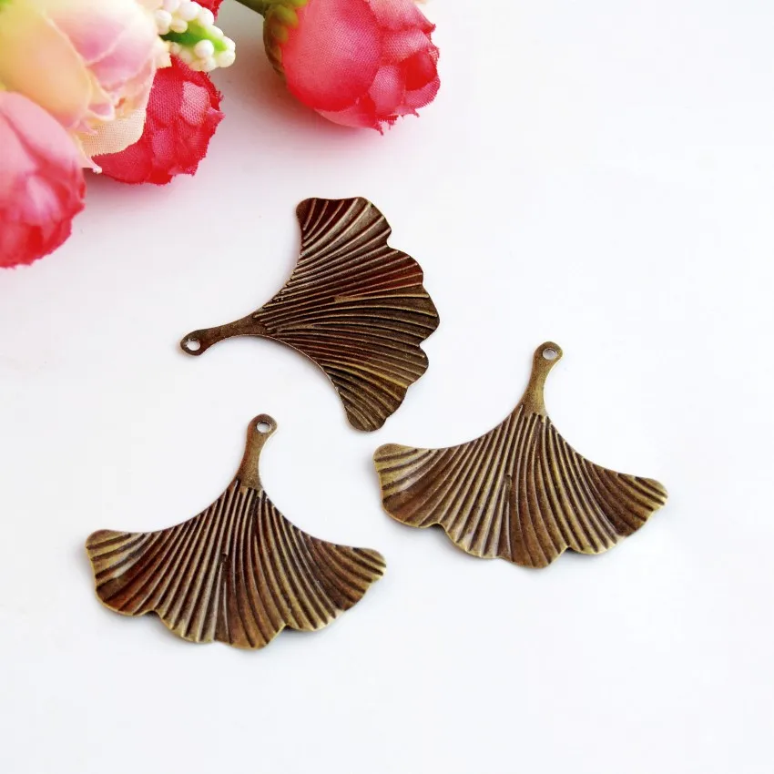 MIAOCHI 100Pcs Antique Bronze Filigree Leaf Metal Crafts Decoration DIY Findings 37x33mm J3103 | Украшения и аксессуары