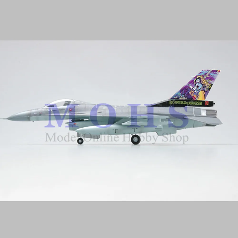 Простая модель 37128 1/72 собранная масштаб готовой модели самолет F16 Fighter MLU BAF 1st Sqd