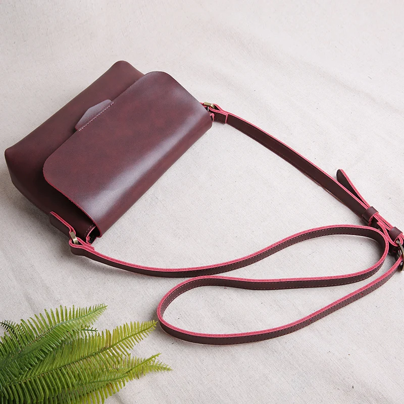 AETOO Original new handmade split leather handbag women retro mini bag envelope bag shoulder bag Japanese Messenger bag