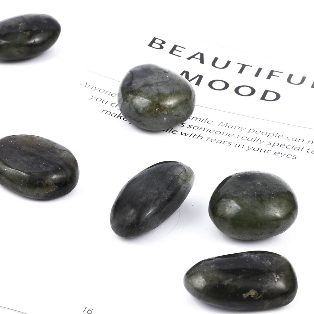

Natural Crystal Moonstone Raw Gemstone Ornament Polished Quartz Labradorite Handicraft Fish Tank Decorating Stone Healing Stone