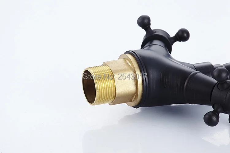 3246061103_318434714