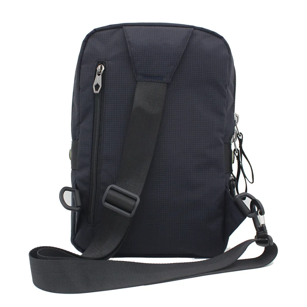 BUS064Black07