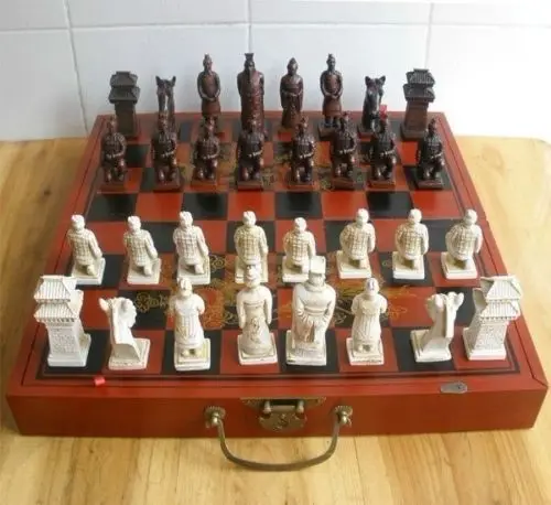

old Chinese 32 pieces chess set/box/Xian Terracota Warrior " " Statue wholesale factory Bronze Arts outlets