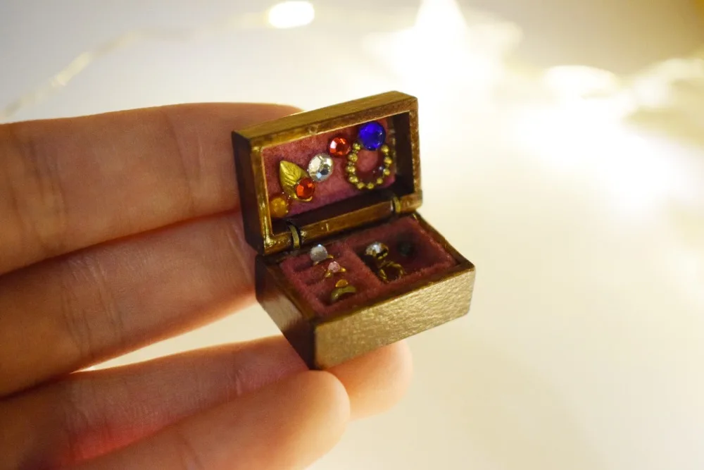 dollhouse decor  (2)