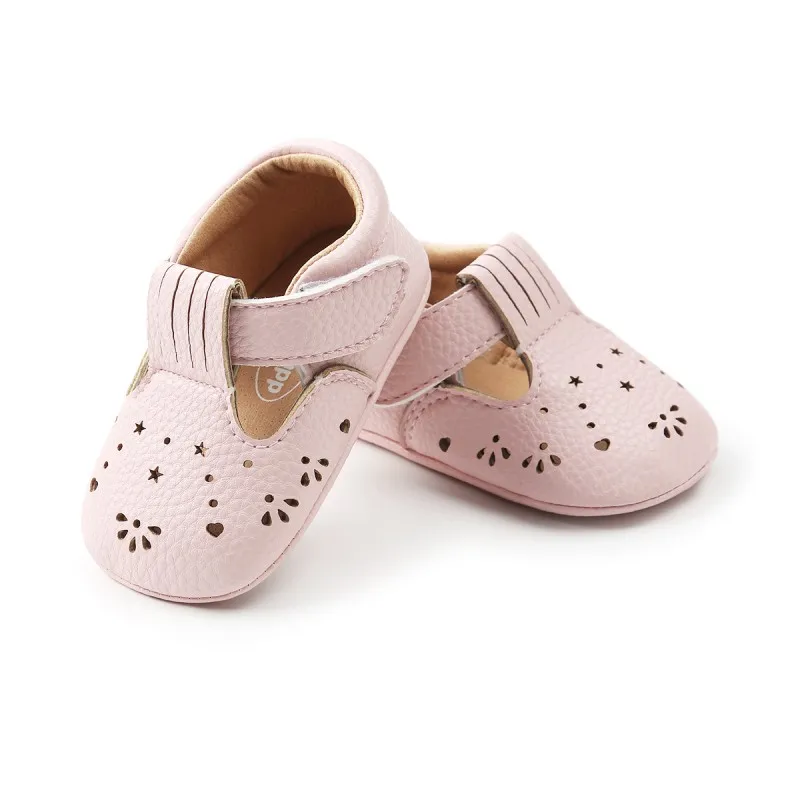 Offre spéciale mignon nouveau-né bébé filles chaussures Bebe premiers marcheurs princesse creuse étoile en forme de berceau chaussures plates