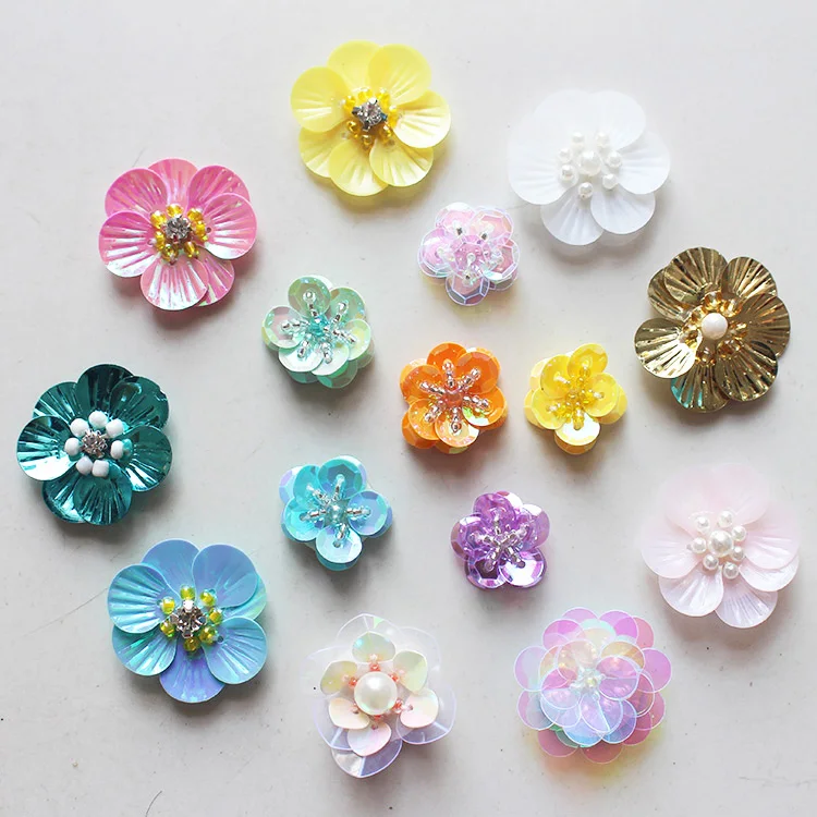

10pcs Beaded Sequined 3D Flower Patches Badge Parches for Clothing Decorative Sewing On Stickers Apparel Sew Fabric Parches