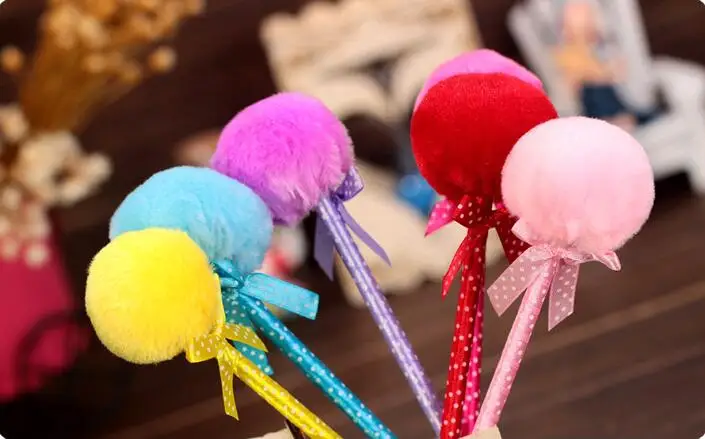 Cute Ballpoint Pen Gift Art BallPoint Pen Wool Ball Cartoon Exquisite