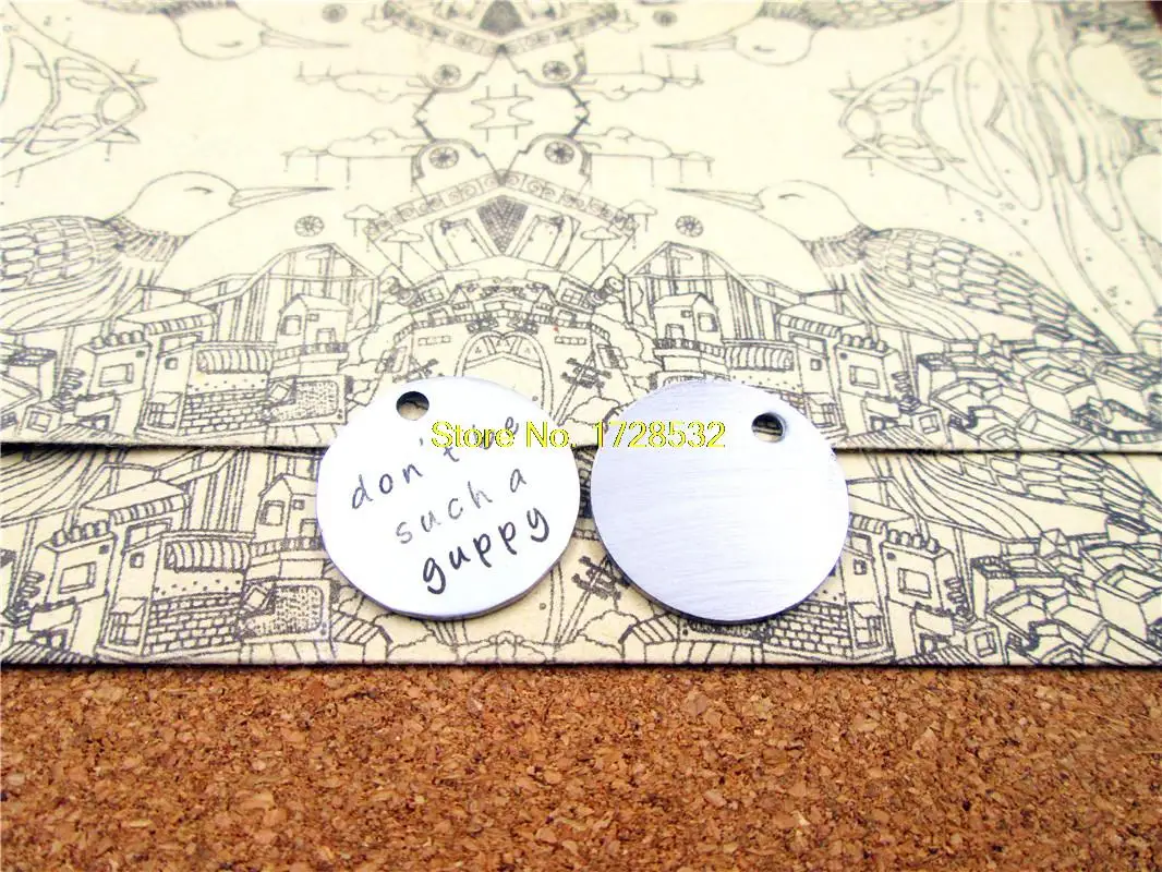 

20pcs--20mm stainless steel circle round "don't be such a guppy"one side DIY Charms Pendants