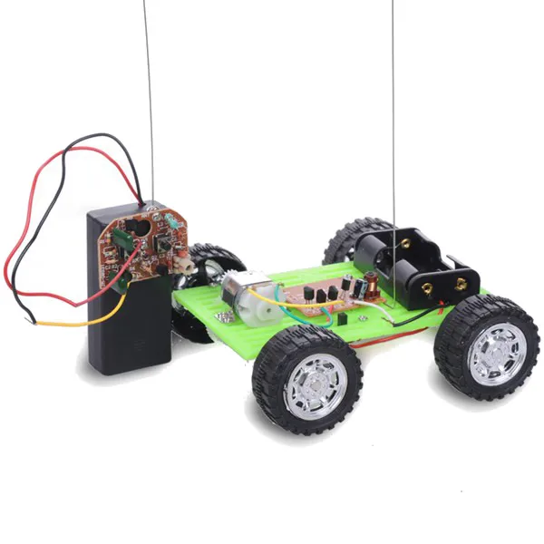 

DIY Two-way Remote Control Green Car Kit Assembling Model Toy Robot Module