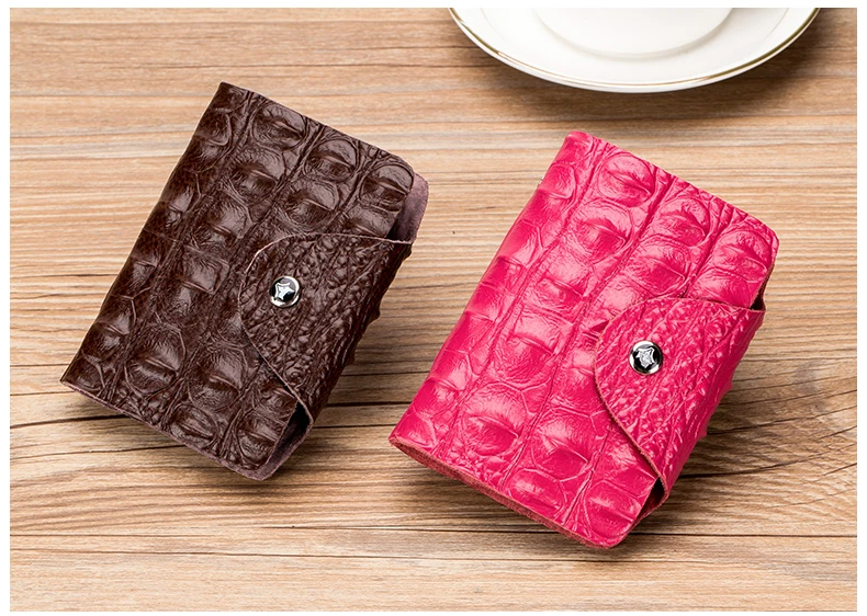 Lomelobo Split Leather Card Holders Men & Women Alligator Pattern Passport bag Credit ID Cards Holder 26 card slots Cards Wallet 2019 HCL400 Details (10)