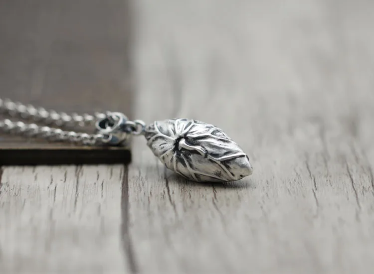 silver-buddha-pendant001B
