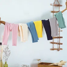 Детские обтягивающие штаны с рисунком для новорожденных мальчиков и девочек; леггинсы; брюки; От 0 до 2 лет хлопковые детские узкие брюки в рубчик