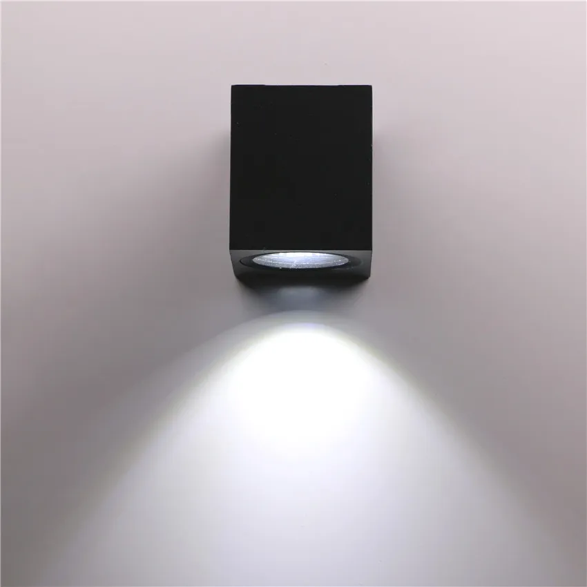 BL22 WALL LIGHTS (21)