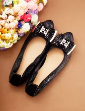 2017 new spring women flats shoes Genuine leather casual single shoes flat heel loafers gommini cow muscle shoes plus size