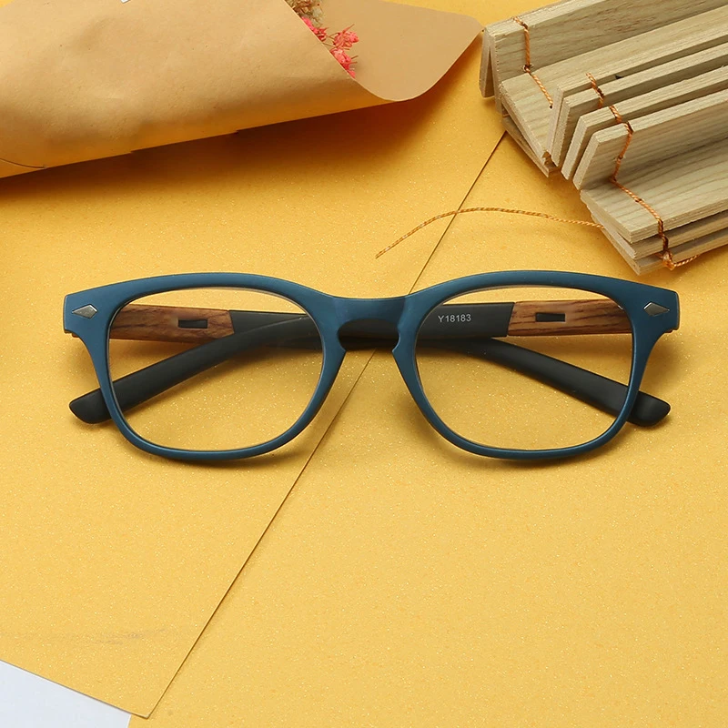 

New Arrival 2019 Wood grain Hyperopia Reading Glasses Men Women Resin Lens Presbyopic Reading Glasses 1.5 +2.0 +2.5 +3.0 +4.0
