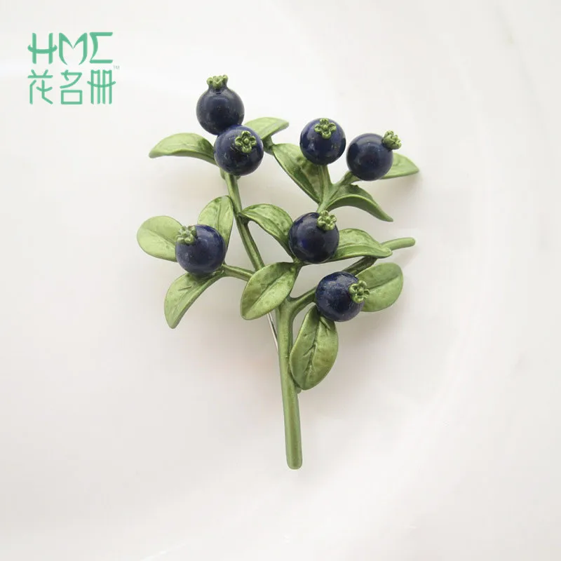 

New Design High Quality Natural Semi precious Bluestone Shape Berry Pins and Brooches for Women Fashion Jewelry