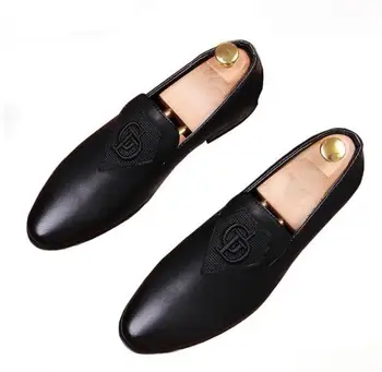 

Men's Trendy pointed embroidery oxfords shoes Homecoming Dress Shoes Italy Style Man Wedding Shoes zapatos hombre vestir 38-43